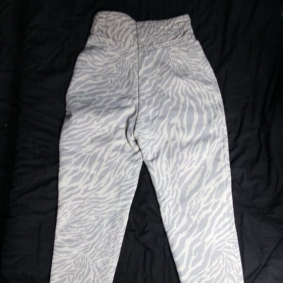 Vintage Bogner Leopard Cat Polyester High Waist Pants Ski Snow - Picture 8 of 9